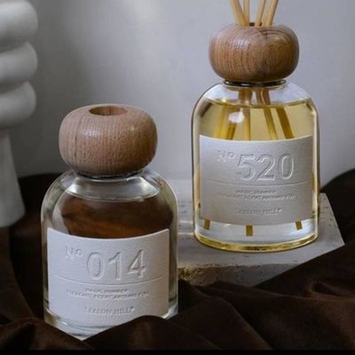 खरीदें बोतलों के लिए कस्टम चमड़े के लेबल इत्र निजी मोमबत्ती लेबल टैग online manufacture